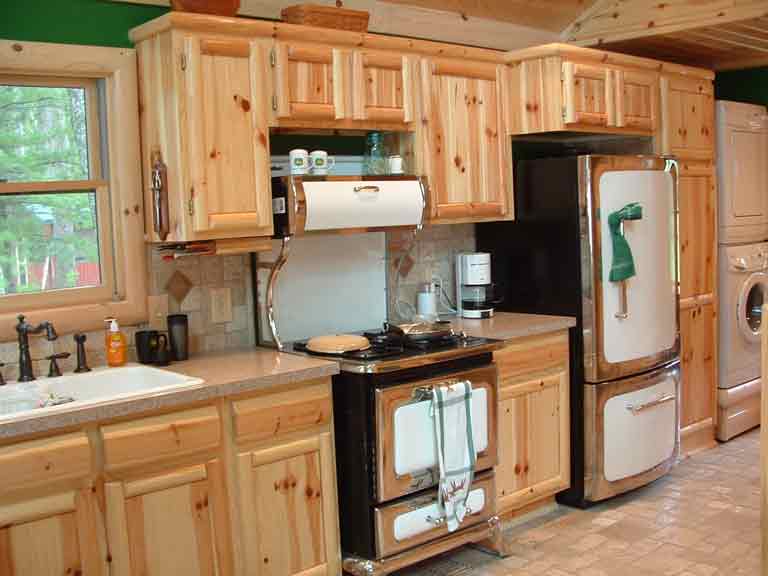 Knotty Pine Cabinets And Kitchens